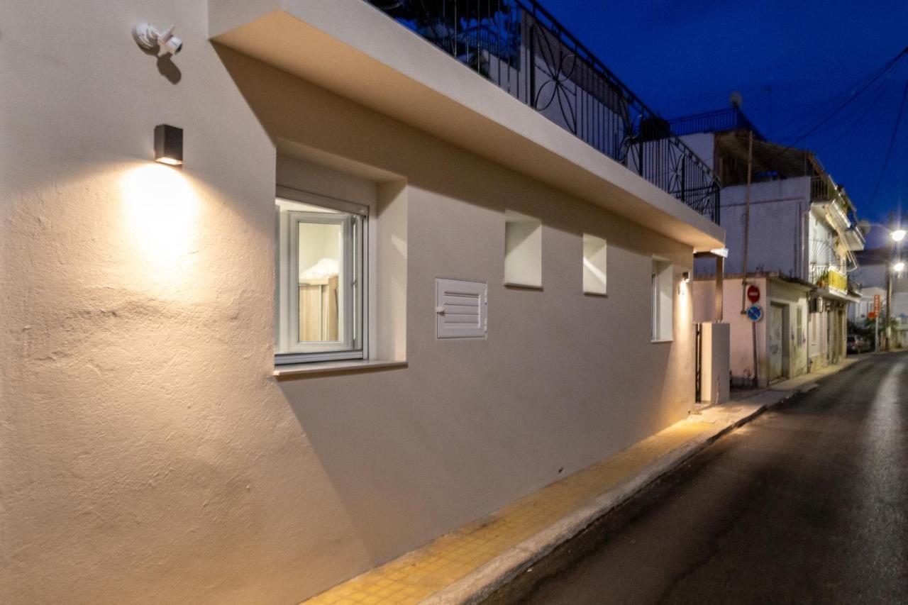 Central Corner Apts Zakynthos Town Exterior photo